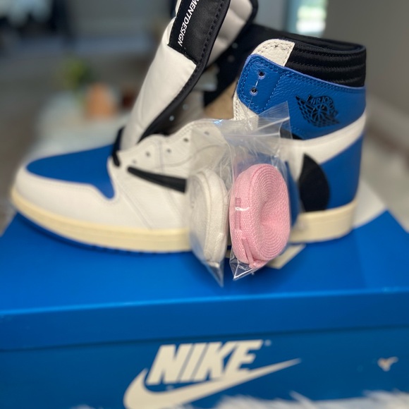 Jorrdan 1 High OG SP Fragment x Travis Scott - Picture 6 of 7